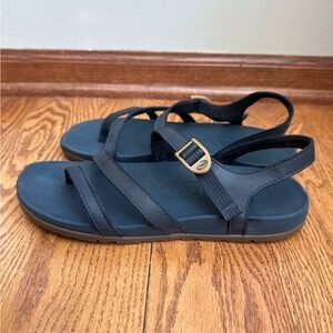 Chaco Slowdown Strappy Sandals Womens 9